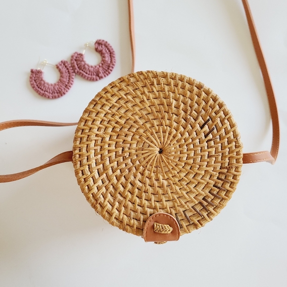 Collection 18 handcrafted Rattan Wicker Handbag - Picture 7 of 10